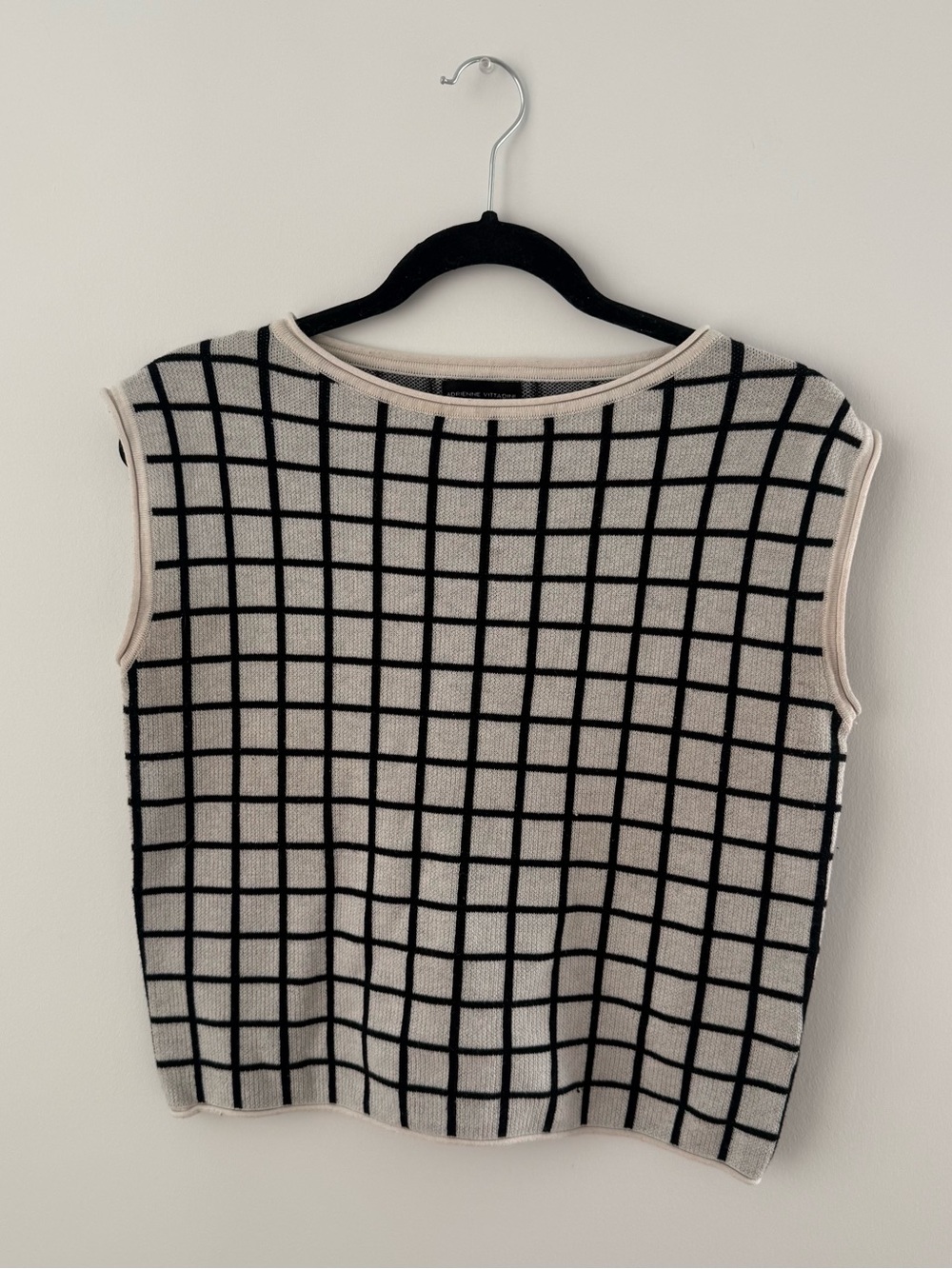 Sleeveless Knit Top in Cream and Black